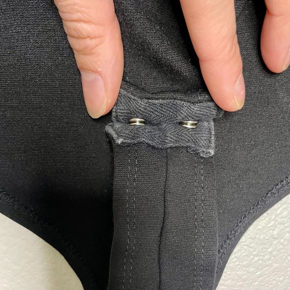 Lulus Like A Bird Black Off the Shoulder Bodysuit M - Picture 5 of 6